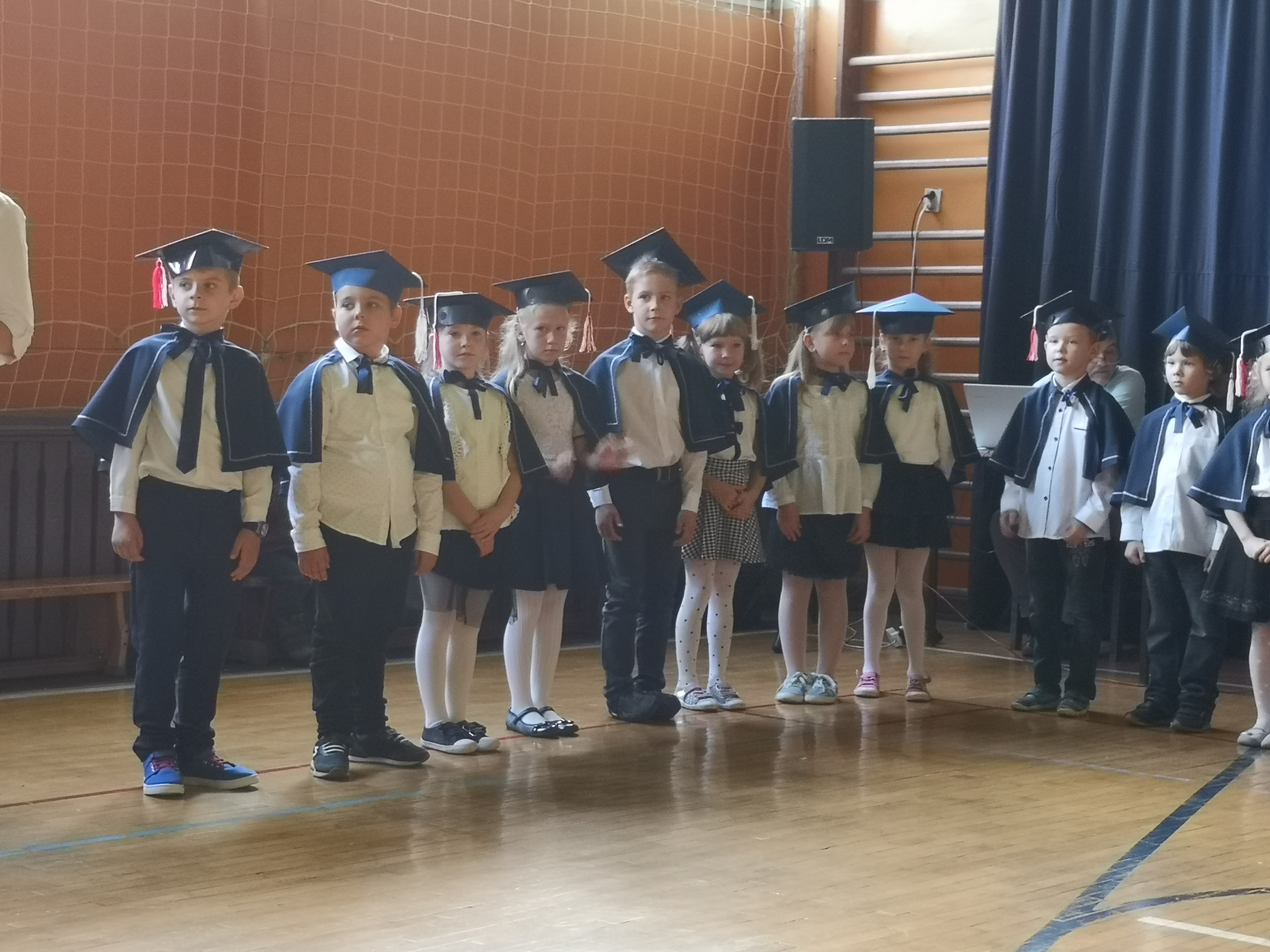 Pasowanie na ucznia w Łojkach