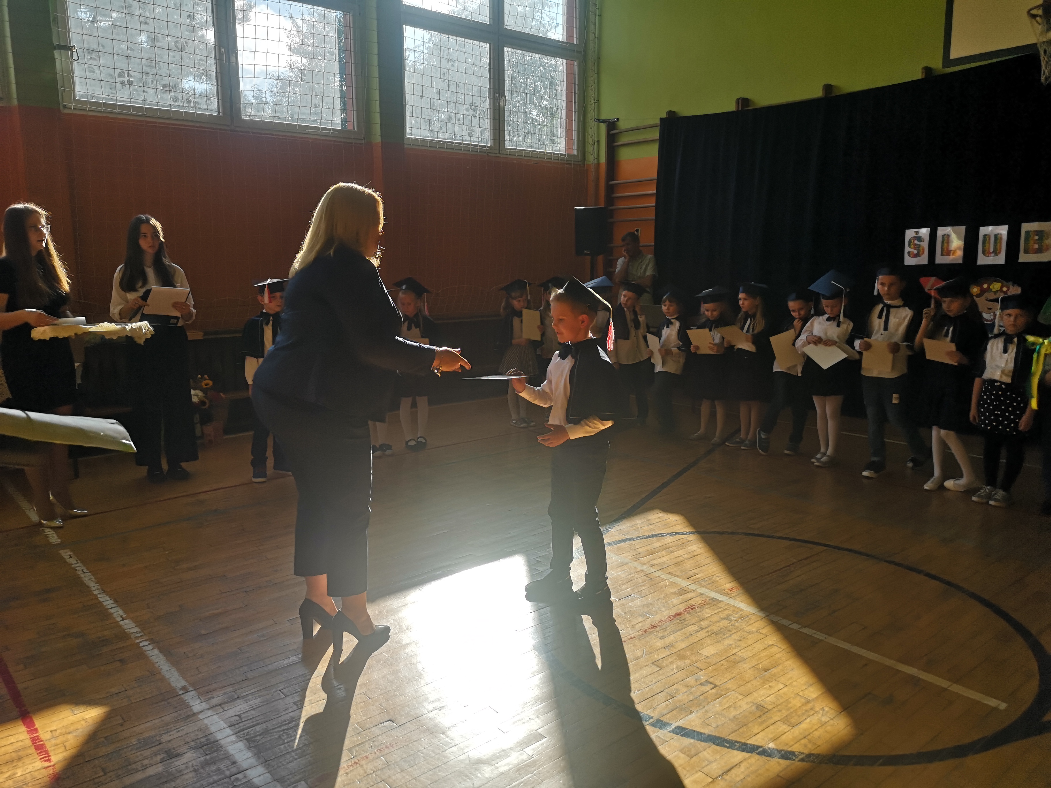 Pasowanie na ucznia w Łojkach