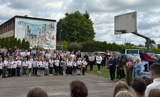 Zdjęcie do Nowy rok szkolny w Gminie Blachownia rozpoczęty.